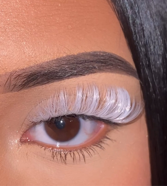 White Lashes | 3D